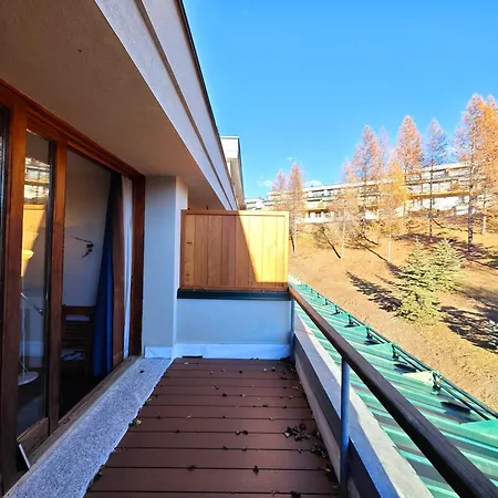 Hostdomus - Sansicario R8 *