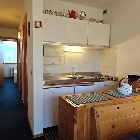 Hostdomus - Sansicario R8